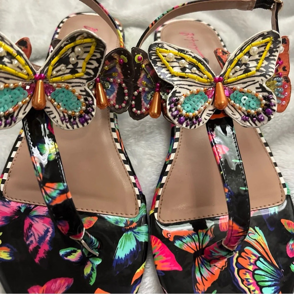 New without box Betsy Johnson butterfly sandals size 8.5 - Picture 8 of 8